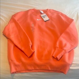 Nike Women’s Lt Mango Crewneck Sweater NWT